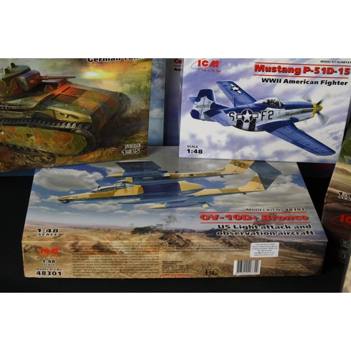 186 - 16 boxed and unbuilt ICM plastic model kits to include 1/32 scale, 1/48 scale, 1/72 scale, 1/35 scal... 