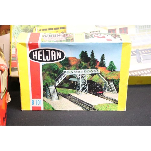 55 - 29 Boxed & carded OO / HO gauge plastic trackside model kits and buildings to include Airfix, Faller... 