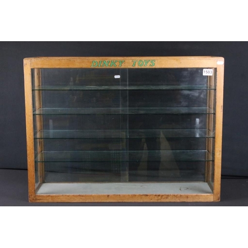 1503 - Dinky Toys point of sale shop counter display cabinet circa 1950's with 4 x internal glass shelves, ... 