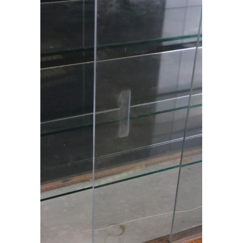 1503 - Dinky Toys point of sale shop counter display cabinet circa 1950's with 4 x internal glass shelves, ... 