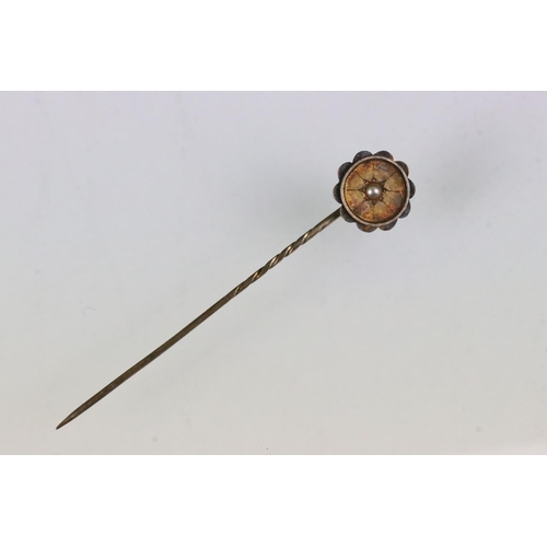 161 - Seed pearl 15ct yellow gold stick pin, circular head with seed pearl to the centre