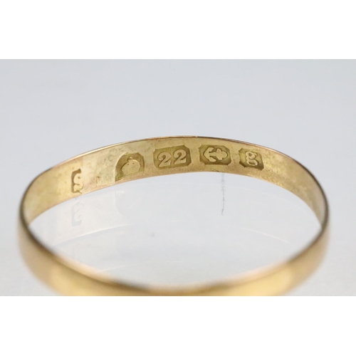 149 - 22ct yellow gold wedding band, width approx 2.5mm; together with a pair of 9ct yellow gold drop earr... 