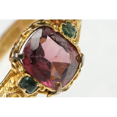 18 - Victorian garnet and emerald 15ct yellow gold ring, the oval mixed cut garnet measuring approx 7x 6m... 