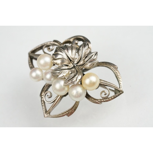 63 - Mikimoto pearl silver spray brooch, six cultured pearls, cream and white, diameter range approx 5.5-... 