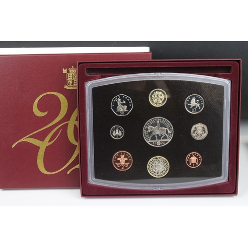 116 - A collection of five Royal Mint uncirculated coin year sets to include 1982, 1971, 1970, 2002 & 2005... 