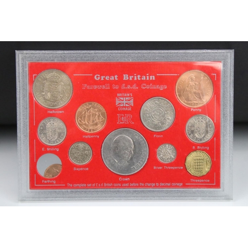 116 - A collection of five Royal Mint uncirculated coin year sets to include 1982, 1971, 1970, 2002 & 2005... 