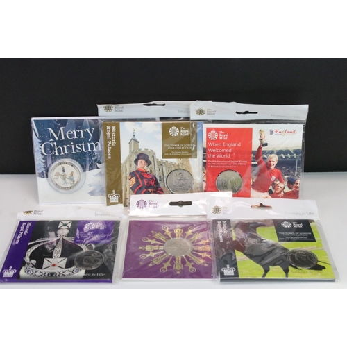 208 - A collection of Royal Mint £5 / Crown coin sets to include The Tower of London, Nutcracker and Engla... 