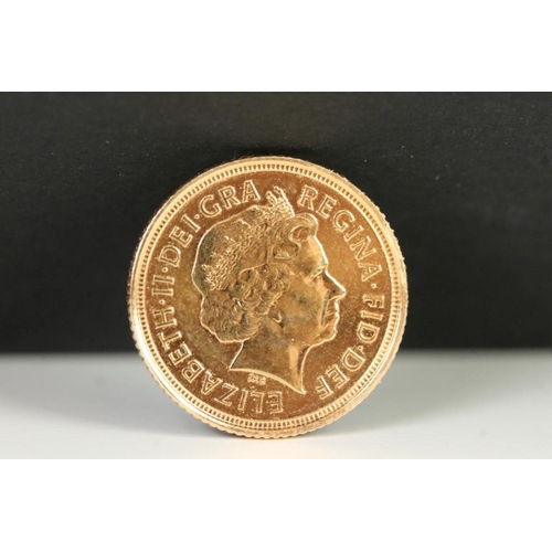 103 - A British Queen Elizabeth II 2006 gold half sovereign coin.