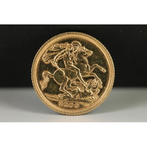 106 - A British Queen Elizabeth II 2000 gold half sovereign coin.