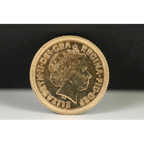 106 - A British Queen Elizabeth II 2000 gold half sovereign coin.