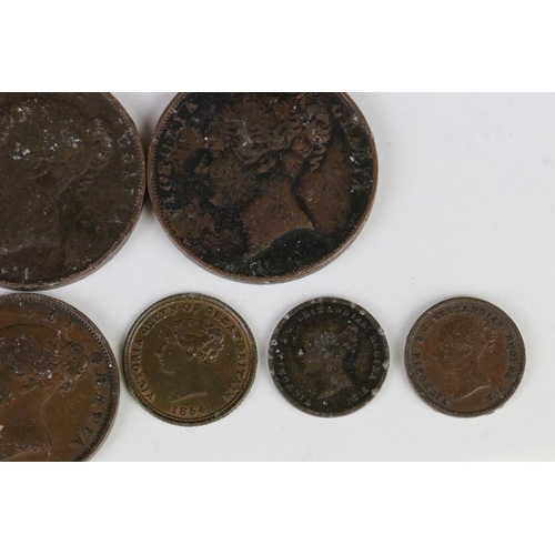 57 - A Small Collection Of British Queen Victoria Coins To Include Pennies, Half Pennies, Farthings And H... 