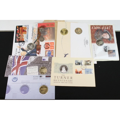 86 - A collection of British And World 1st Day coin covers to include Crown, £5, £2, £1 & 50p examples.