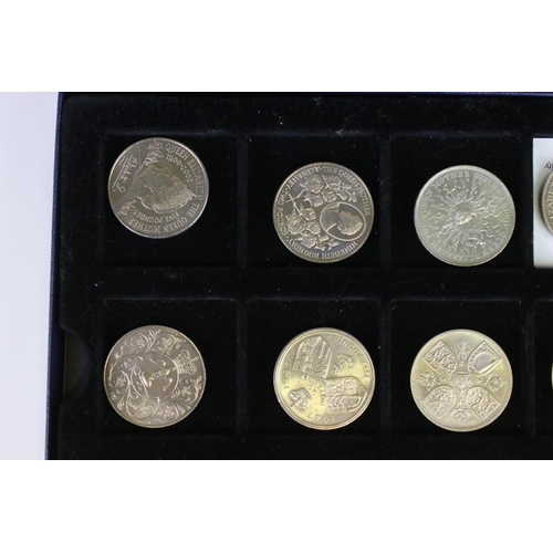 93 - A collection of twelve British Commemorative Crown and £5 coins within a fitted box