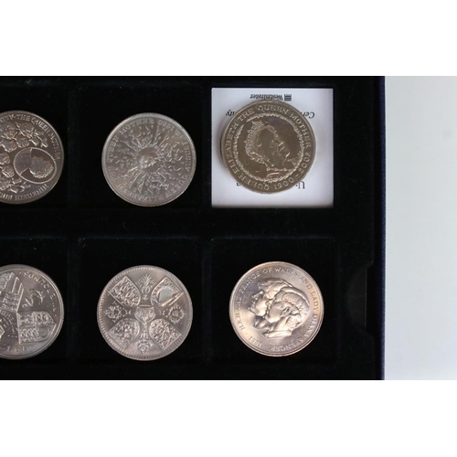 93 - A collection of twelve British Commemorative Crown and £5 coins within a fitted box