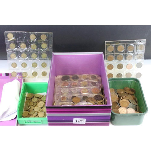 125 - A collection of mainly British pre decimal coins to include King George III Cartwheel and some silve... 