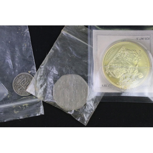 170 - A large collection of uncirculated proof like encapsulated collectors coins to include gold and silv... 