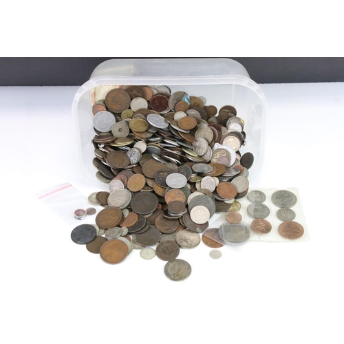 181 - A large collection of British pre decimal and World coins to include many silver examples to include... 