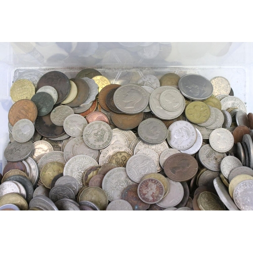 184 - A large collection of mainly British pre decimal coins to include florins, shillings, half crowns...... 