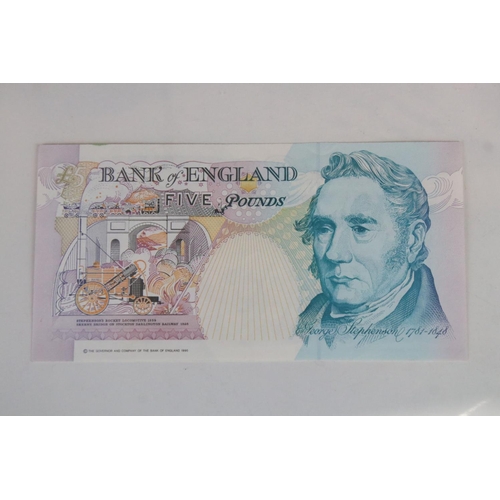 52 - A Collection Of Eight British Bank Of England Five Pound / £5 Banknotes, All Appear To Be In Uncircu... 