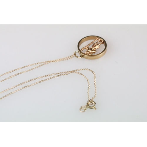 13 - 9ct gold highlander pendant necklace, the pendant diameter approx 18mm, length of chain approx 45cm