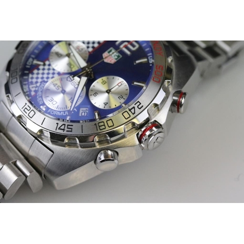 532 - Tag Heuer Formula 1 Indy 500 stainless steel chronograph wrist watch. The watch having a blue checke... 