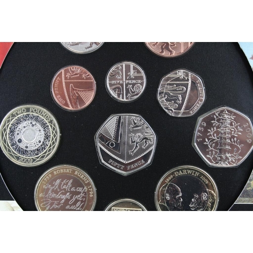 267 - A United Kingdom Royal Mint brilliant uncirculated 2009 coin year set to include the Kew Garden 50p ... 