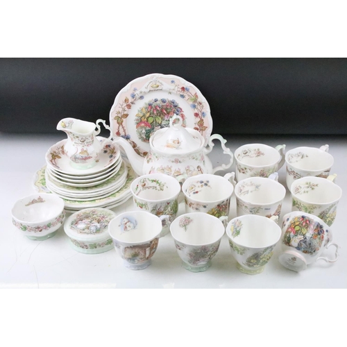 14 - Collection of Brambly Hedge tea wares to include matching teapot, cream jug and sugar bowl, four sea... 