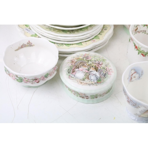 14 - Collection of Brambly Hedge tea wares to include matching teapot, cream jug and sugar bowl, four sea... 