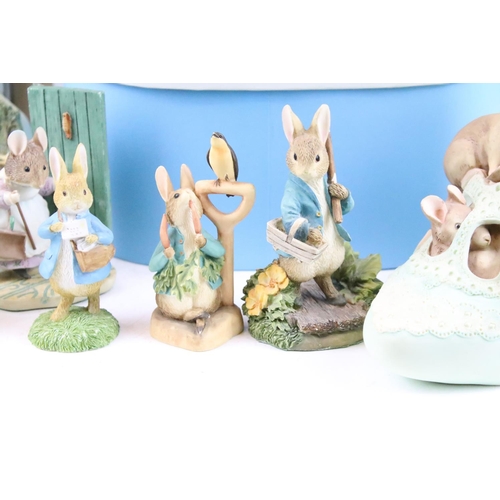 51 - 20 Beatrix Potter figures to include Coalport, Enesco, Border Fine Arts, etc (featuring boxed exampl... 