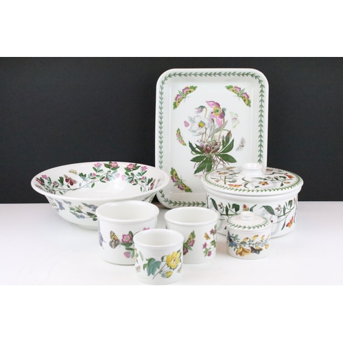 55 - Portmeirion 'The Botanic Garden' ceramics to include a fruit bowl (28cm diameter), rectangular oven ... 