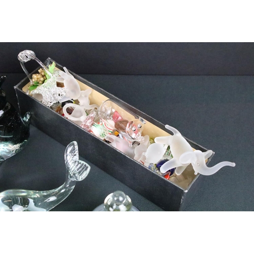 72 - Collection of glass to include Swarovski animal figurines, Tweedsmuir glass sheep, Caithness, murano... 