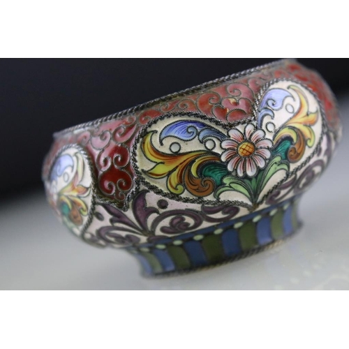 660 - Early 20th Century silver cloisonne enamelled table salt. The table salt having a red ground with pa... 