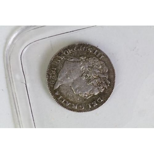 290 - A collection of fourteen British King George III early milled silver coins to include three half cro... 