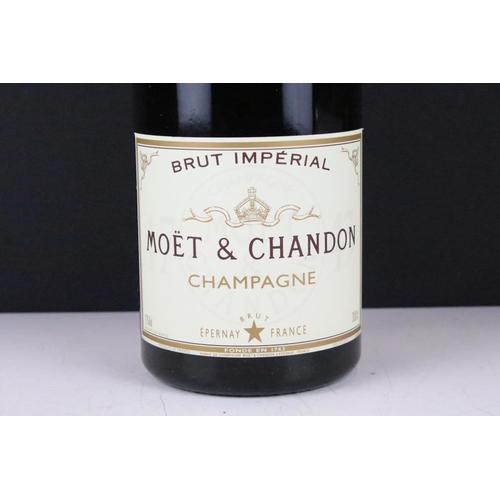 717 - Champagne - Moet & Chandon Brut Imperial, double magnum / jeroboam (3L), 12% vol, wooden cased