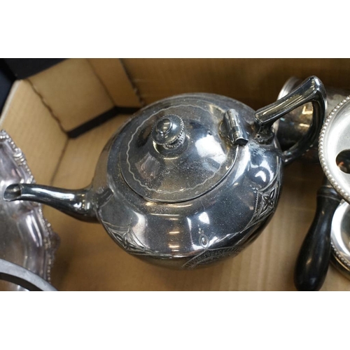 430 - Mixed silver plate to include a salver with cast decoration to border, chocolate pot, teapots, chees... 