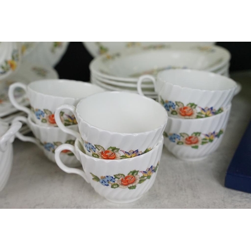 89 - Aynsley ' Cottage Garden ' tea & dinner ware to include teapot & cover, 6 teacups & saucers, 6 tea p... 