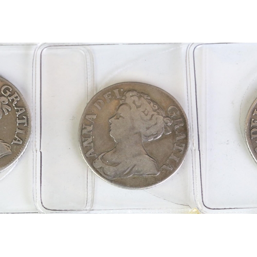 283 - A collection of British Queen Anne early milled silver coins to include shillings, four pence (Maund... 