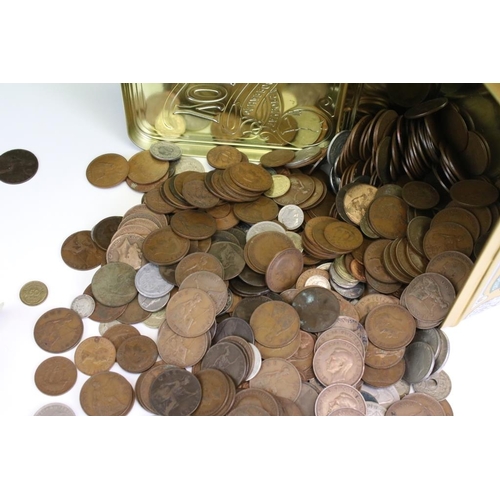 238 - A collection of British and World coins to include a quantity of pre decimal silver examples,