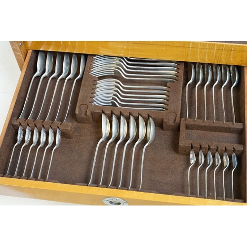 814 - Extensive 108 piece silver hallmarked cutlery canteen by Harrison Brothers & Howson. Hallmarked Shef... 