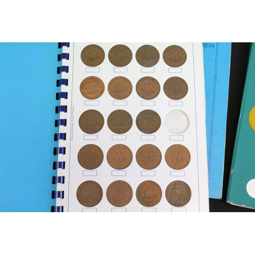 127 - A collection of mainly British pre decimal coins to include pennies, half pennies, shillings, threep... 