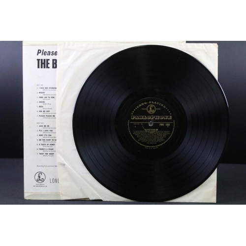 2 - Vinyl - The Beatles Please Please Me original UK mono pressing with gold & black labels, 1M / 1M mot... 