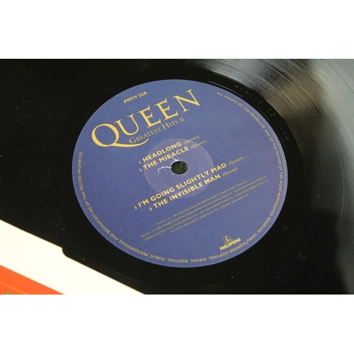 20 - Vinyl - 4 Queen LPs to include Queen Rocks (724382309116), At The Beeb (BOJLP001), Greatest Hits II ... 