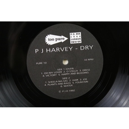 38 - Vinyl - P J Harvey Dry limited edition numbered LP on Too Pure Records PURE D10.  Sleeve Vg, inner s... 