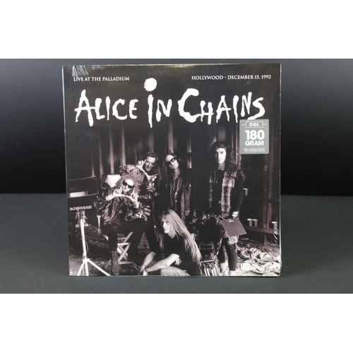 44 - Vinyl - 3 Alice In Chains LPs to include Rainier Fog ltd edition alternative cover (4050538429107), ... 