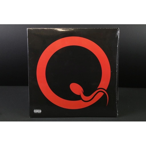 45 - Vinyl - 2 Queens Of The Stone Age LPs to include Songs For The Deaf (Ipecac Recordings IPC-41) origi... 