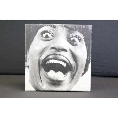 110 - Vinyl - Little Richard – Mono Box: The Complete Specialty and Vee-Jay Albums (0888072369894).  At le... 