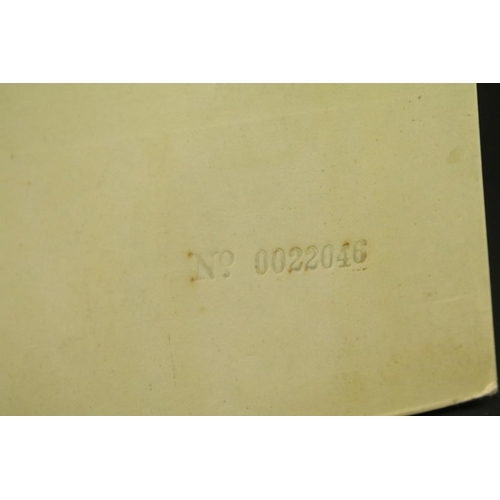 71 - Vinyl - The Beatles White Album PMC 7067 No. 0022046, top loader, mono, mfd. in UK label text, no in... 