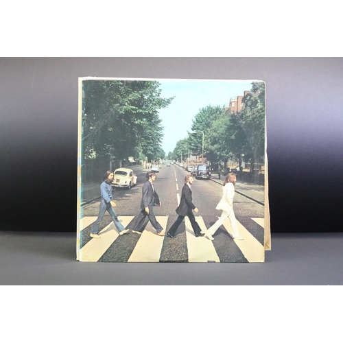 143 - Vinyl - 10 The Beatles & 1 John Lennon LP to include The White Album (numbered side opener 169469 st... 