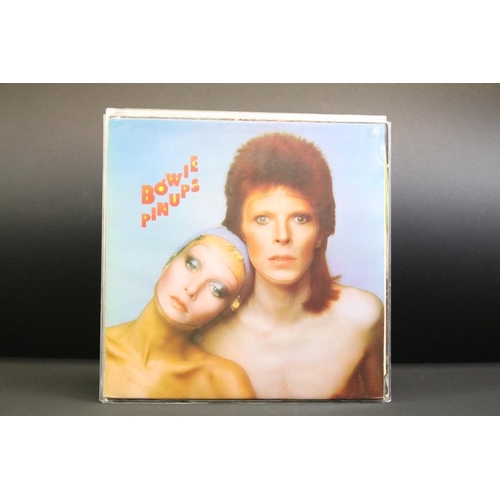 190 - Vinyl - 10 David Bowie foreign pressing albums to include: Pinups (original French issue + insert RS... 