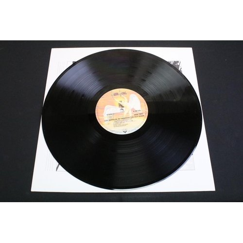 156 - Vinyl - 3 Led Zeppelin LPs to include II (original Spanish pressing on Hispa Vox HAT 421/43) fully l... 